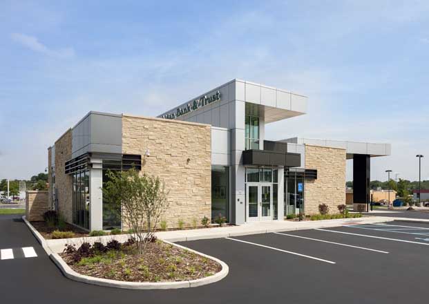 Southern Michigan Bank & Trust Westnedge Kilgore Portage Kalamazoo retail